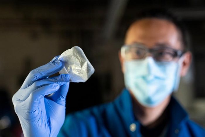 “Biyobozunur” Plastikleri Gübrelenebilir Hale Getiren Polimer Yiyen Enzimler